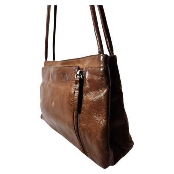 Land Trentino Distressed Leather Shoulder Bag Made in Columbia - Picture 8 of 13